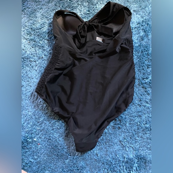 Motherhood Maternity Beach Bump One Piece Swimsuit - Picture 3 of 8